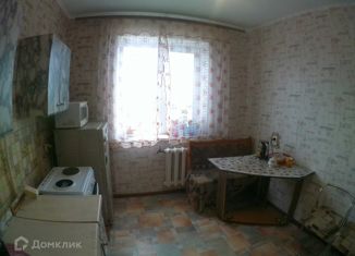 Продается трехкомнатная квартира, 65.6 м2, Амурск, Комсомольский проспект, 65