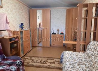 Продается 1-комнатная квартира, 36.6 м2, городской посёлок Кузнечное, улица Гагарина, 8