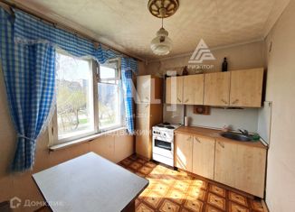 Продается 1-комнатная квартира, 33 м2, Челябинск, улица Чоппа, 2, Тракторозаводский район