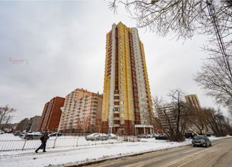 Продается трехкомнатная квартира, 88.4 м2, Екатеринбург, улица Вилонова, 24
