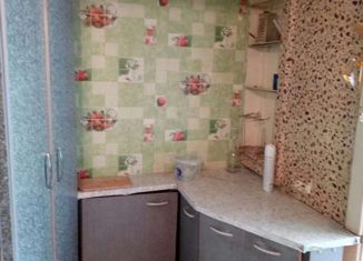 Продам 1-ком. квартиру, 19 м2, Великий Новгород, Большая Московская улица, 114к2