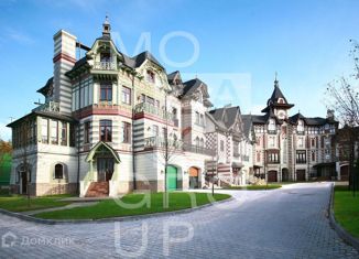 Продаю таунхаус, 385 м2, поселок дома отдыха Озера, Озёрная улица