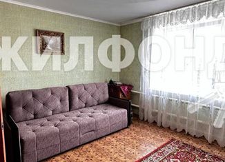 Продается двухкомнатная квартира, 50 м2, село Оранжереи, улица Чкалова, 62