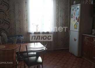 Продам 2-ком. квартиру, 52.8 м2, Салехард, Обская улица, 5А
