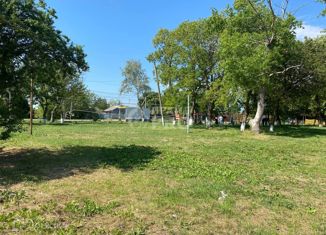 Продам земельный участок, 10 сот., поселок Суворов-Черкесский, улица Ивиной, 21