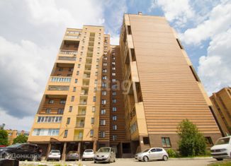 Продается 3-комнатная квартира, 100 м2, Калуга, улица Генерала Попова, 10, Ленинский округ