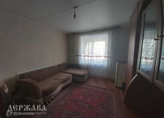 Комната в аренду, 14 м2, Старый Оскол, микрорайон Приборостроитель, 53