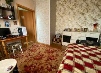 Двухкомнатная квартира на продажу, 37.9 м2, Алапаевск, улица Бочкарёва, 102