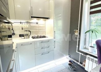 Продажа 1-ком. квартиры, 28 м2, Москва, улица Молдагуловой, 22к2, метро Выхино