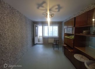 Продается 2-ком. квартира, 43.3 м2, Санкт-Петербург, улица Зины Портновой, 17к3, метро Ленинский проспект