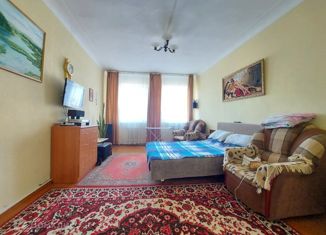 Продаю трехкомнатную квартиру, 64.6 м2, село Серафимовский, улица Гафури, 10