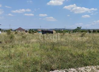 Продаю земельный участок, 10 сот., поселок городского типа Зуя, Сиреневая улица