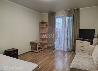 1-комнатная квартира в аренду, 40 м2, Калининград, улица Старшины Дадаева, 66
