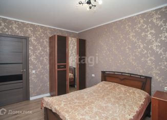 Продается 3-комнатная квартира, 70.6 м2, Ульяновск, улица Врача Михайлова, 46