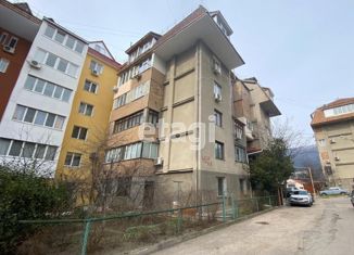 Продажа 5-ком. квартиры, 120 м2, Ялта, улица Свердлова, 48Ак3
