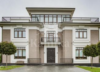 Продается дом, 985 м2, деревня Переделки