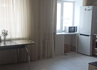 2-комнатная квартира на продажу, 40 м2, Екатеринбург, метро Площадь 1905 года, улица Короленко, 10