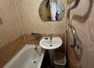 Двухкомнатная квартира на продажу, 44.6 м2, Нижневартовск, улица Нефтяников, 1Б