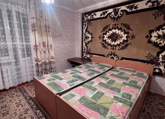 Продается 2-ком. квартира, 58 м2, Ставрополь, улица Пушкина, 73, микрорайон №8