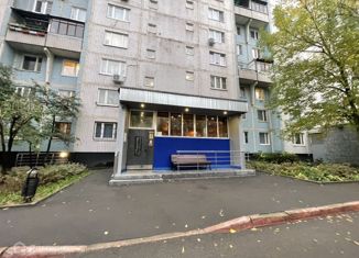 Продам 2-ком. квартиру, 51 м2, Москва, Дубнинская улица, 28к3, район Восточное Дегунино