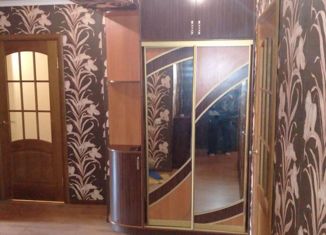 Продам 3-ком. квартиру, 66.4 м2, поселок городского типа Заозерное, Зелёная улица, 7