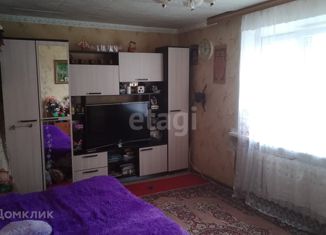 Продается двухкомнатная квартира, 45 м2, Строитель, Октябрьская улица, 24