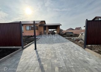 Продаю дом, 100 м2, село Драгунское, улица Нефедова