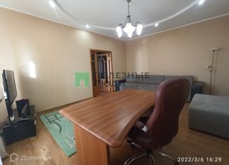 Продаю 2-комнатную квартиру, 82.6 м2, Белгородская область, улица Попова, 58