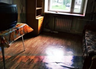 Сдается в аренду комната, 13 м2, Балаково, Степная улица, 56