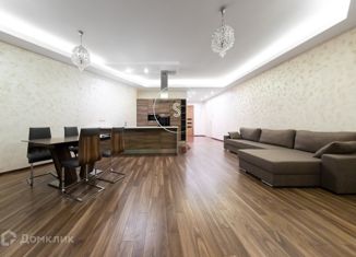 3-комнатная квартира в аренду, 130 м2, Москва, улица Новый Арбат, 32, метро Смоленская