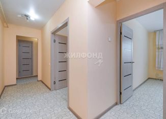 Продается 3-комнатная квартира, 73.2 м2, Новосибирская область, улица Михаила Немыткина, 8/1