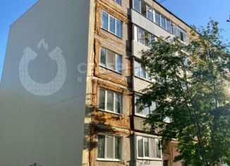 Однокомнатная квартира на продажу, 32.5 м2, Невьянск, улица Чапаева, 30/1