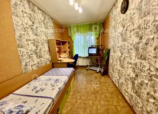 Сдаю 3-ком. квартиру, 57 м2, Волгоград, Марийская улица, 12