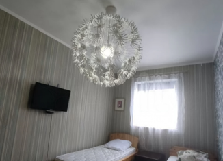 Сдам в аренду 2-комнатную квартиру, 56.9 м2, Мурманск, улица Старостина, 69