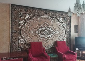 Сдаю в аренду двухкомнатную квартиру, 54 м2, Новочебоксарск, улица Воинов-Интернационалистов, 49