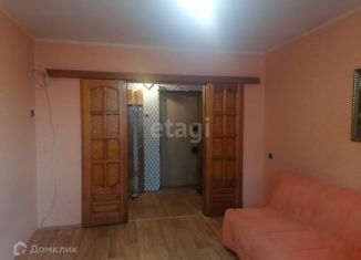 Продам 2-ком. квартиру, 51 м2, Екатеринбург, Карельская улица, 68, Карельская улица