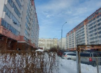 Продажа 2-ком. квартиры, 52 м2, Екатеринбург, улица Избирателей, 110, улица Избирателей