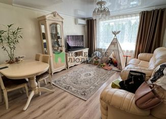 Продажа 2-комнатной квартиры, 60 м2, Ижевск, улица 40 лет Победы, 144, жилой район Аэропорт