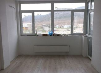 Продаю 1-комнатную квартиру, 38 м2, Судак, Серный переулок, 12