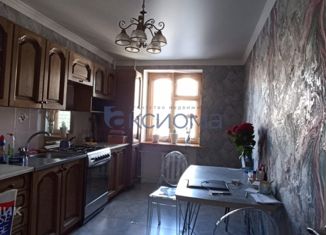 Продам четырехкомнатную квартиру, 83 м2, Ставрополь, улица Лермонтова, 151, микрорайон №6