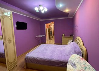 Продается 3-ком. квартира, 60 м2, Орск, улица Добровольского, 4Б