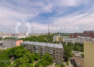 Продаю 1-комнатную квартиру, 47 м2, Екатеринбург, улица Розы Люксембург, 69/2, улица Розы Люксембург