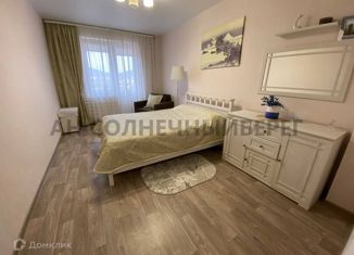 Продается 1-комнатная квартира, 40.7 м2, поселок городского типа Новомихайловский, улица Строителей, 11