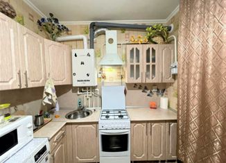 Продаю 2-ком. квартиру, 41 м2, Апшеронск, Пролетарская улица