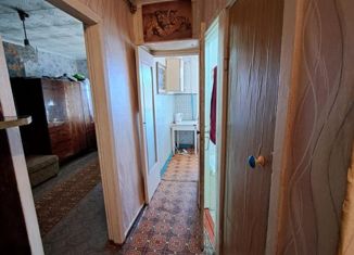 Продажа двухкомнатной квартиры, 48 м2, Армянск, микрорайон имени Генерала Васильева, 18