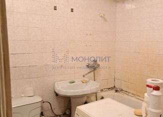 Продается 3-ком. квартира, 55.8 м2, Нижний Новгород, улица Никиты Рыбакова, 11, улица Никиты Рыбакова