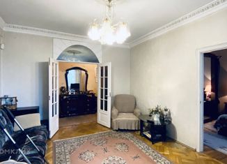 Продаю трехкомнатную квартиру, 87.2 м2, Москва, улица Правды, 11, улица Правды