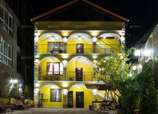 Продам дом, 650 м2, Сочи, улица Просвещения, 163, микрорайон Чкаловский