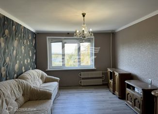 Продается трехкомнатная квартира, 64.8 м2, Курская область, улица Космонавтов, 4