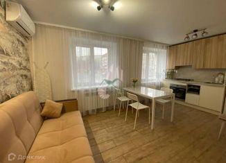 Продается двухкомнатная квартира, 42 м2, Саратовская область, улица имени Н.Г. Чернышевского, 152